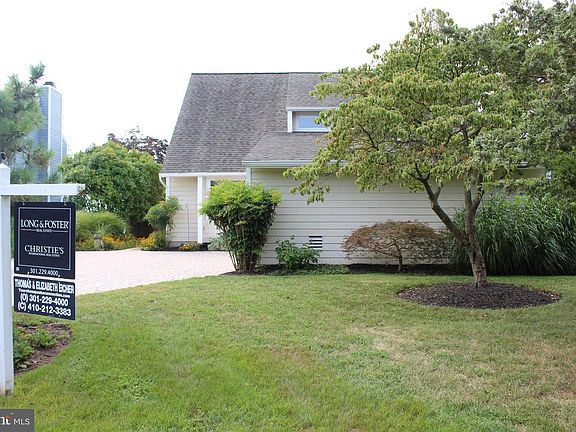 3rd image of 1018 Sandpiper Ln #1018