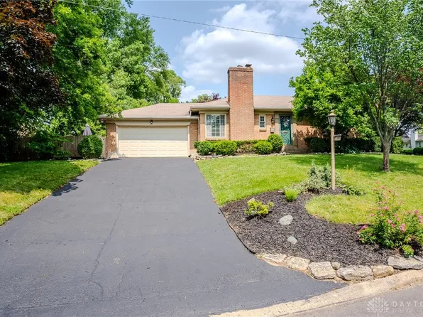 3620 Strathmoor Dr, Dayton, OH 45429