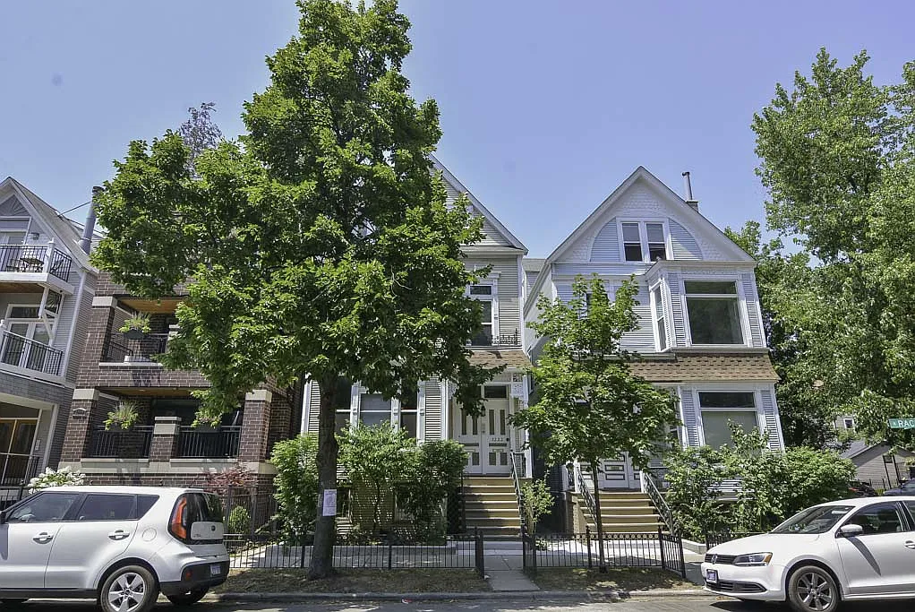 Gorgeous 2 Bed, 1 Bath at Racine + Melrose (Lakeview) — Photo 1