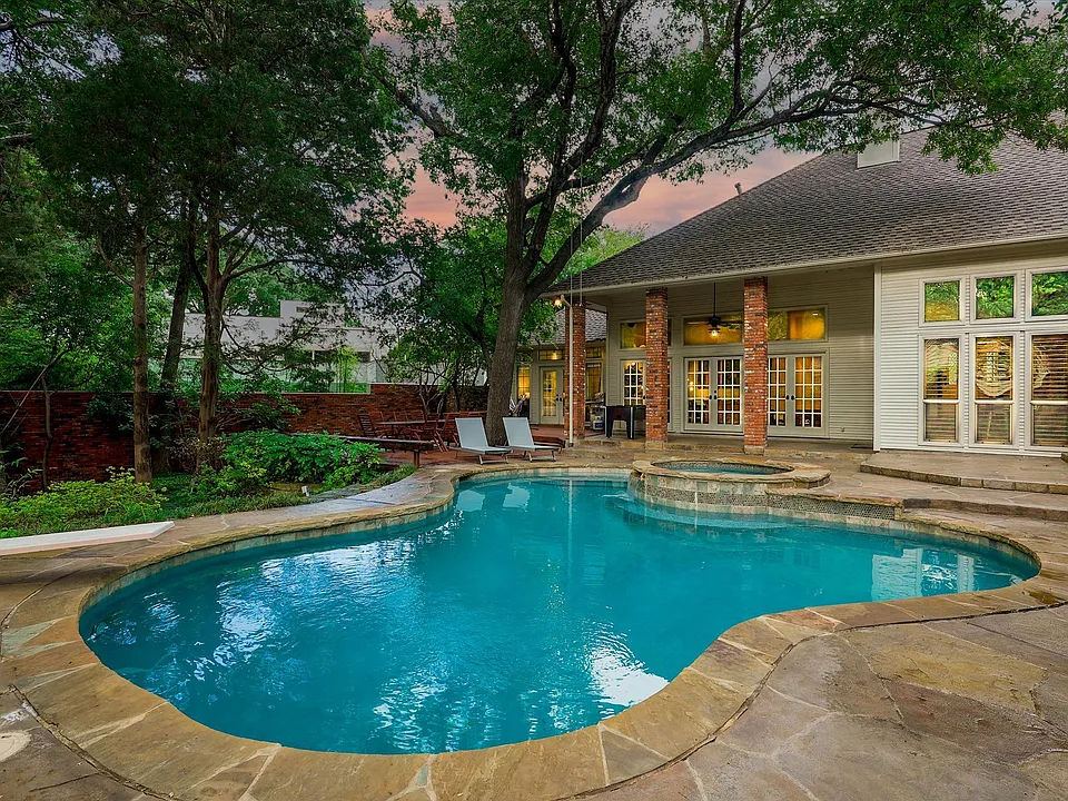 6507 Clubhouse Cir