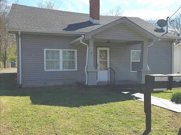 2nd image of 118 E Lokey Ave