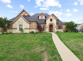 1128 Fountain Creek Blvd, Pottsboro, TX 75076