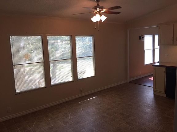 5th image of 402 Indian Cir