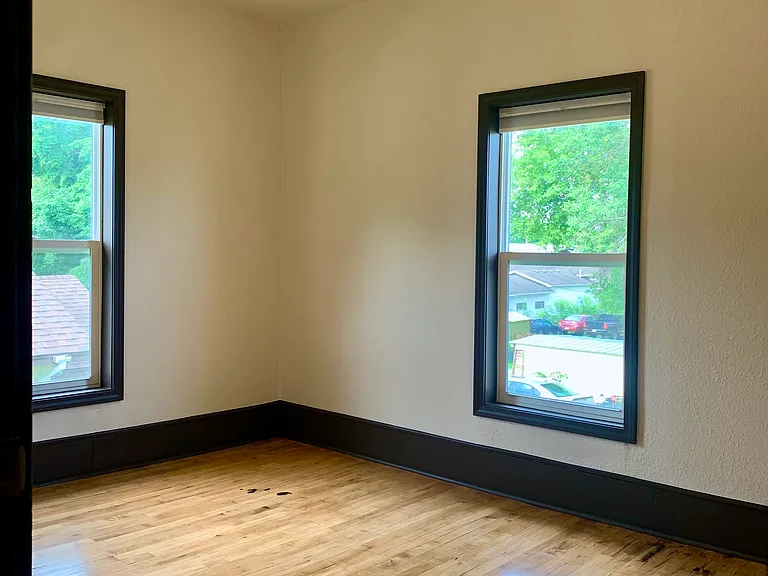 551 Lincoln Ave — Photo 17