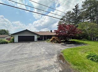 5799 E Lake Rd, Auburn, NY 13021