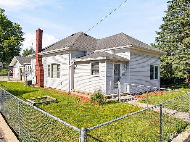 1st image of 415 E Bradford St