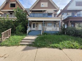 3244 N 35th St, Milwaukee, WI 53216