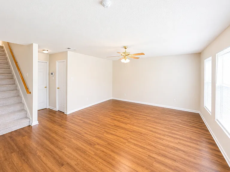 5406 Boot Scootin Ct — Photo 6