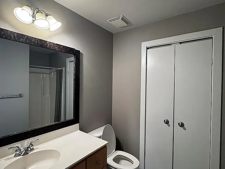 715 N Church St #408 — Photo 11