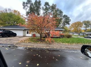 3807 Balsam Ave NE, Grand Rapids, MI 49525