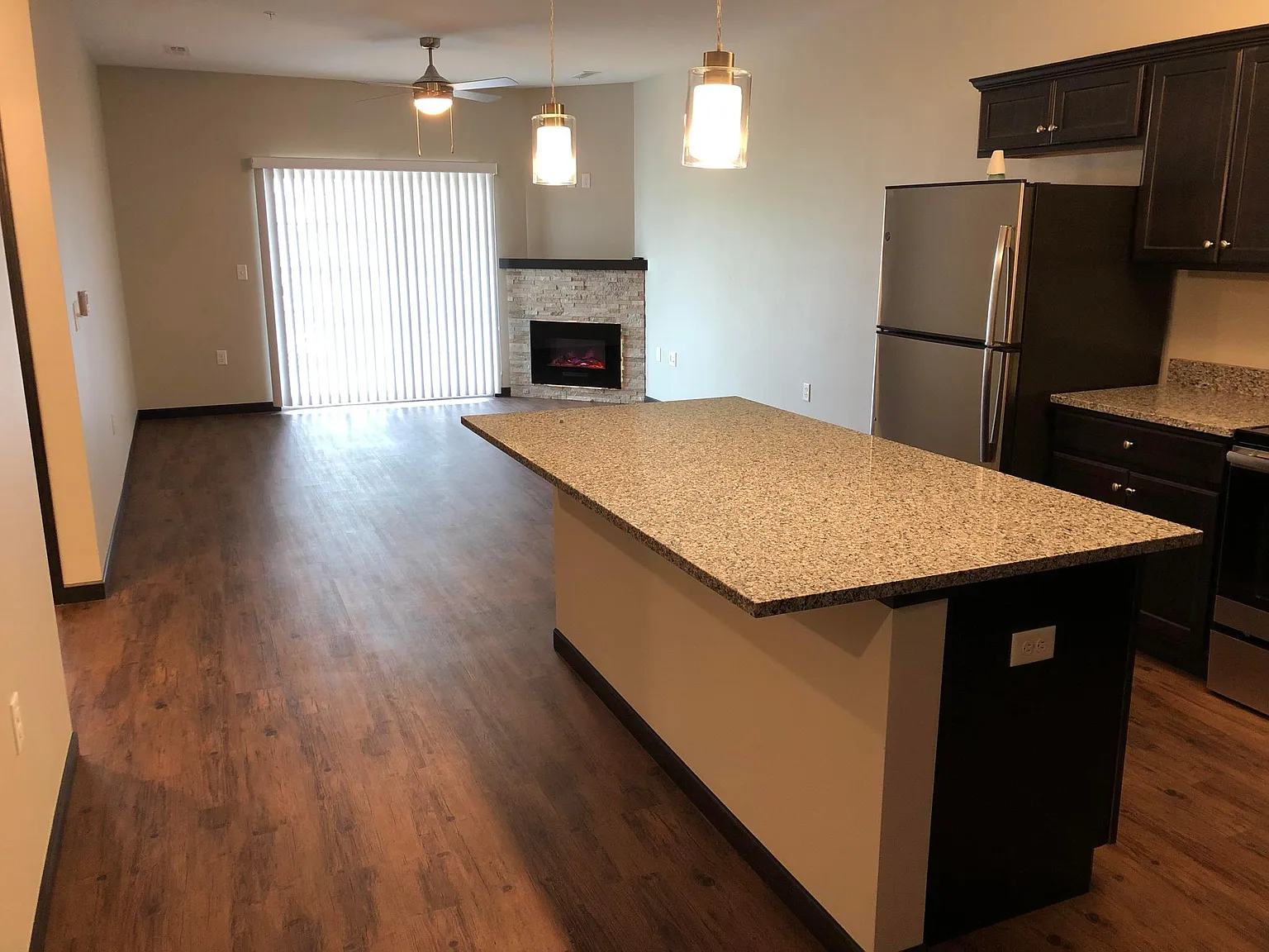 2863 Spring Rose Cir — Photo 2