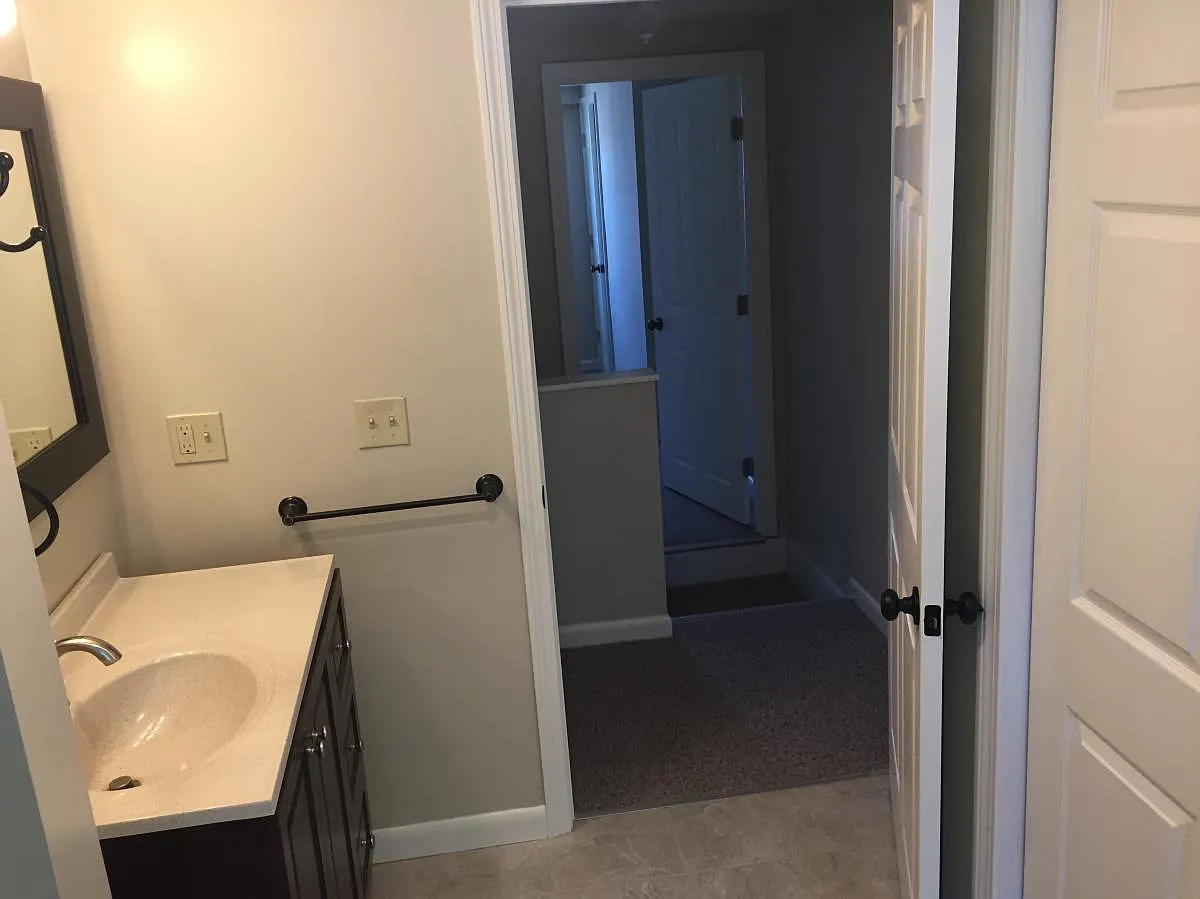 23 Court Street — Photo 4