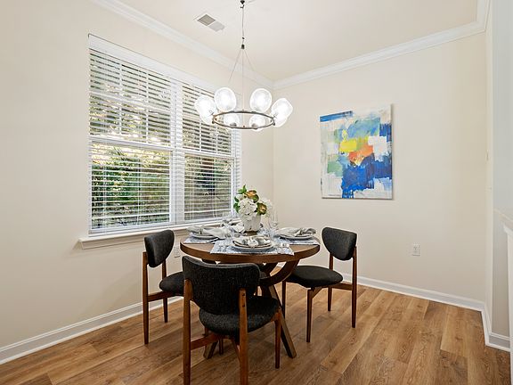 5th image of 1 Grande Isle Dr #8-821