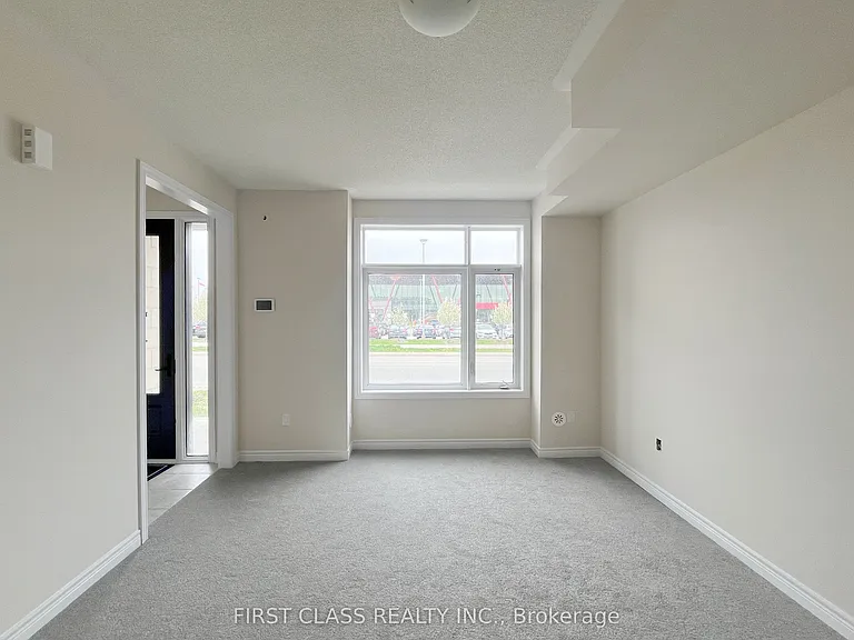 33 Mumbai Dr — Photo 5