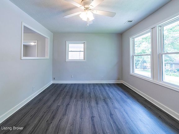 3rd image of 1734 Cherry Ln
