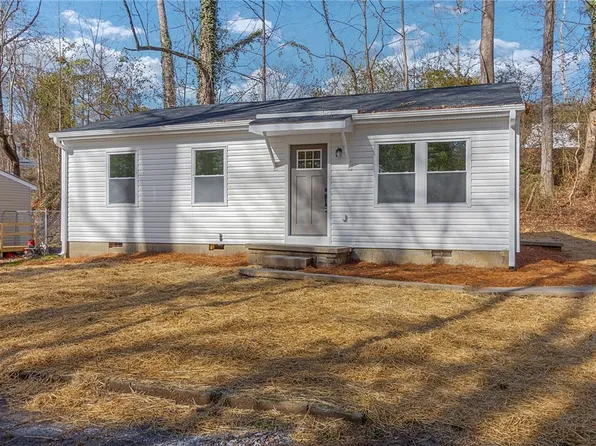 1210 Gantt St, Pendleton, SC 29670