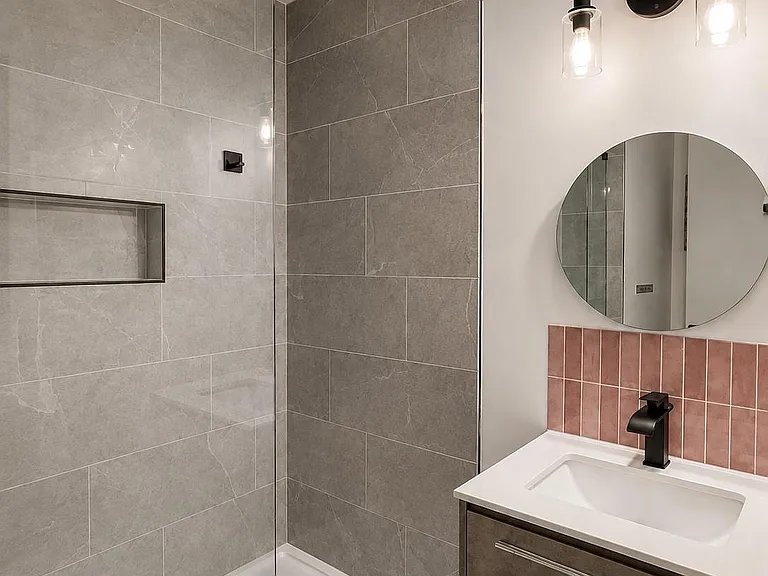 9511 Bollingbrook Dr — Photo 14