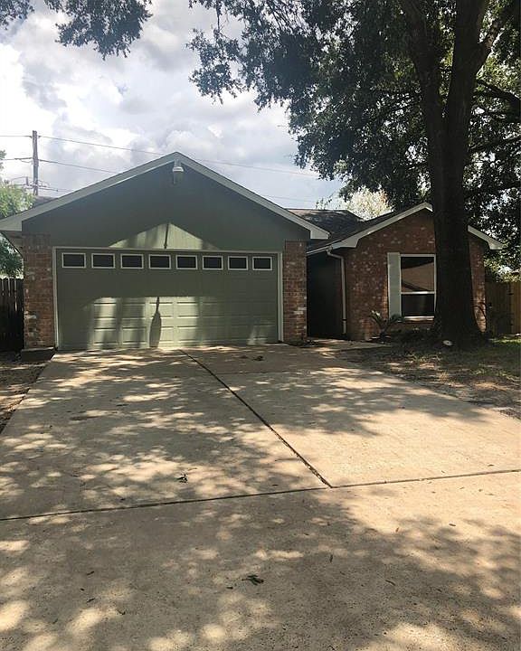 1st image of 13702 Larwood Ln