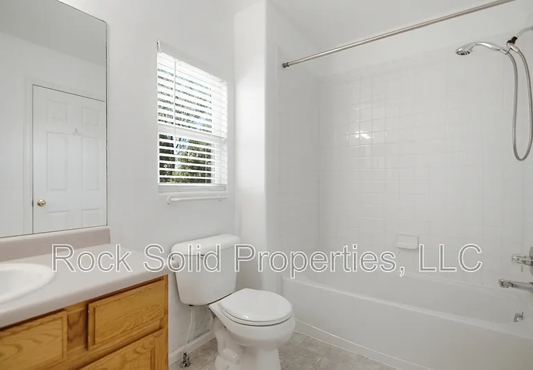 4804 Saddleback Dr — Photo 18