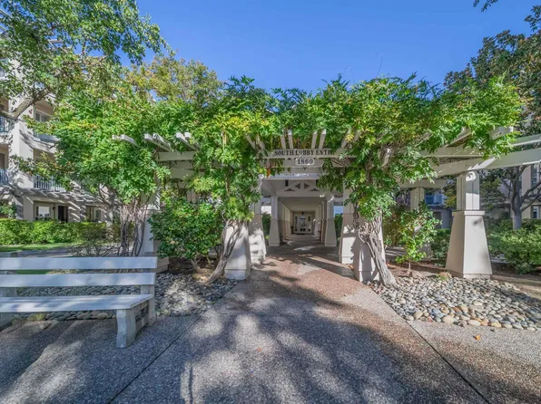 1860 Tice Creek Dr APT 1339, Walnut Creek, CA 94595