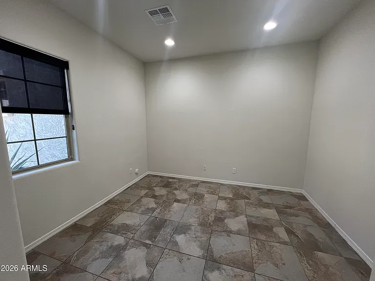 1630 W Blaylock Dr — Photo 7