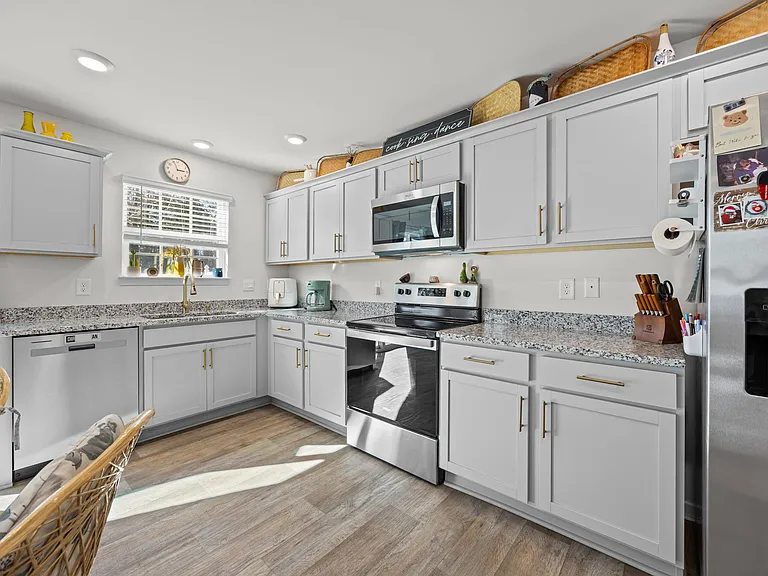 1328 S Wilshire Ct — Photo 24