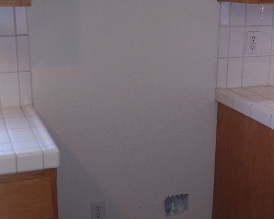 5th image of 435 W H St