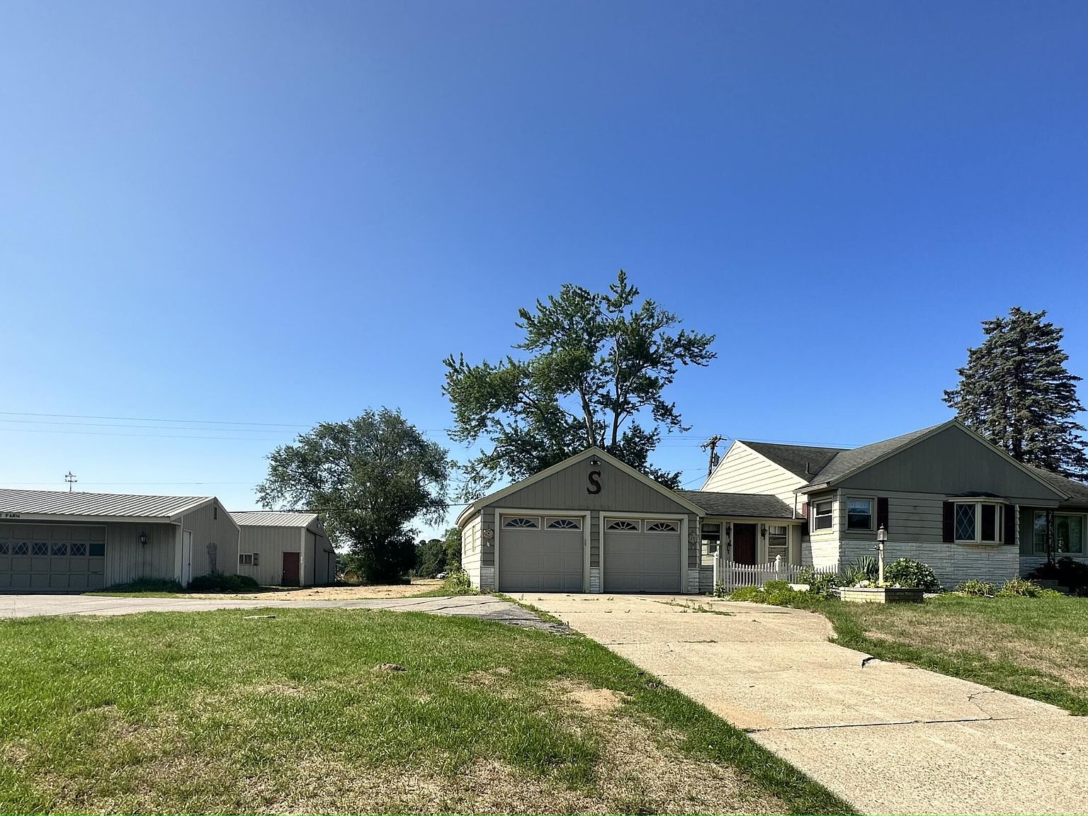 6508 Fillmore St, Allendale, MI 49401 Zillow