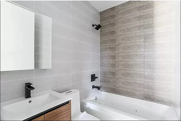 Rented by Owner | media 9