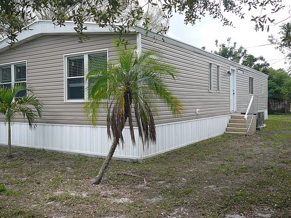 5th image of 1205 W Joy Lane