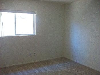 4th image of 3418 Antique Rose Dr