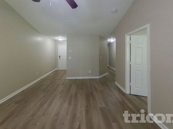 2nd image of 290 Plantation Blvd