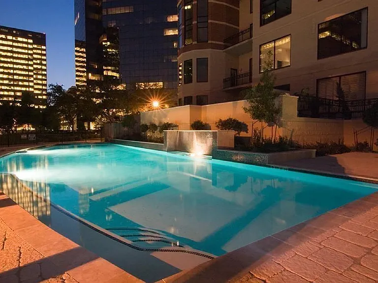 5005 Hidalgo St #413 — Photo 7