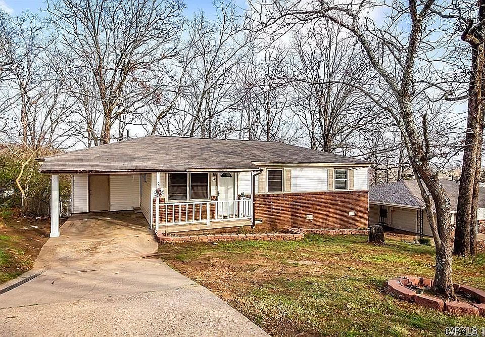 1st image of 35 Oakview Dr