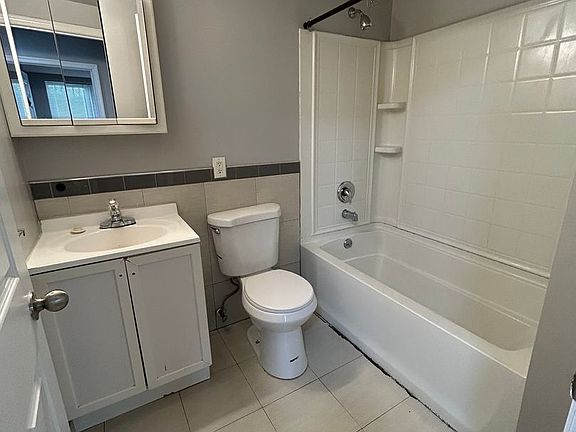 4th image of 5700 Ogontz Ave #A105