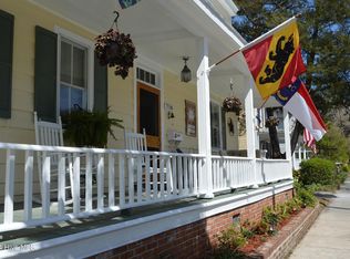 718 Pollock St, New Bern, NC 28562