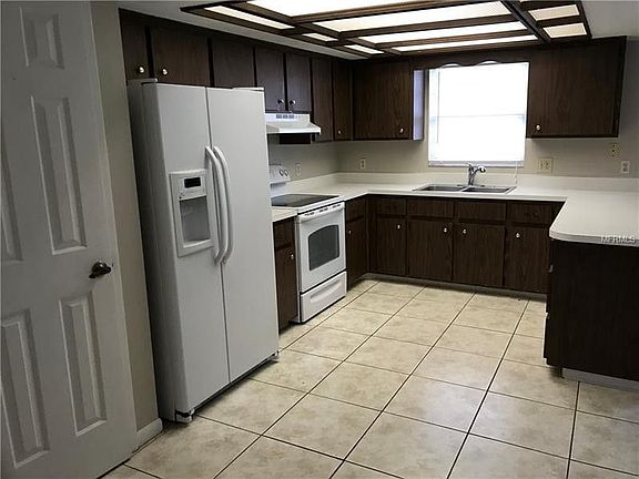 5th image of 3818 Upland Pl