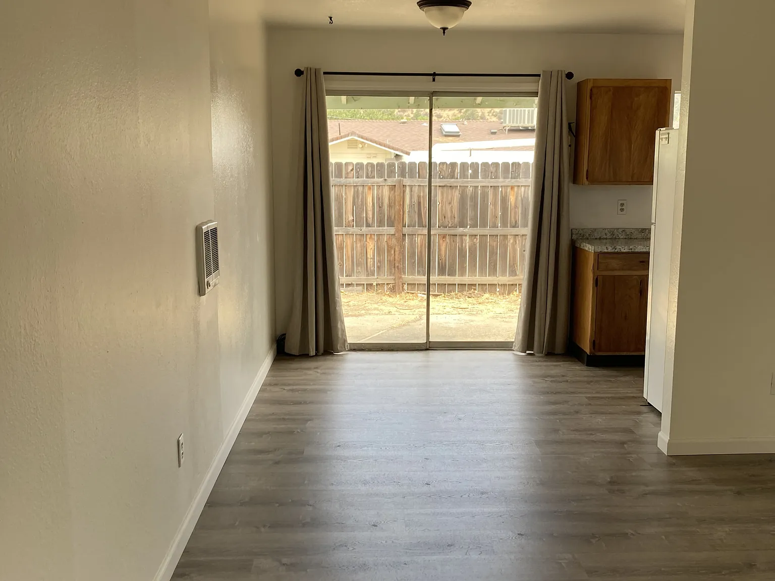 1018 S Oregon St - 1 — Photo 3