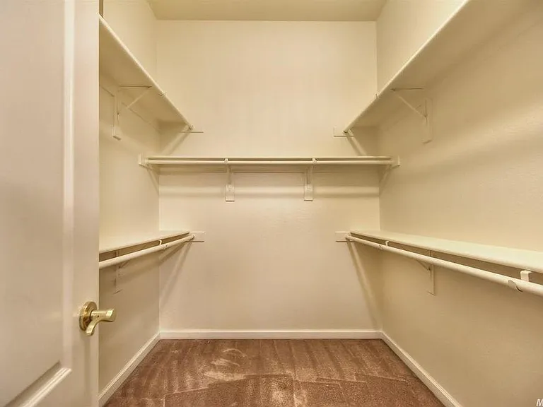 2101 Demetrius Way — Photo 14