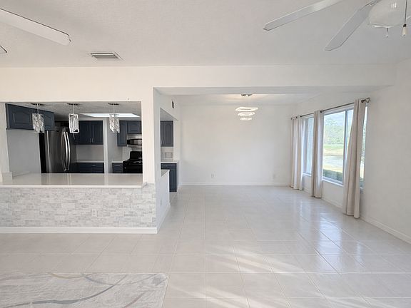 2nd image of 1203 Washington Palm Loop Unit A