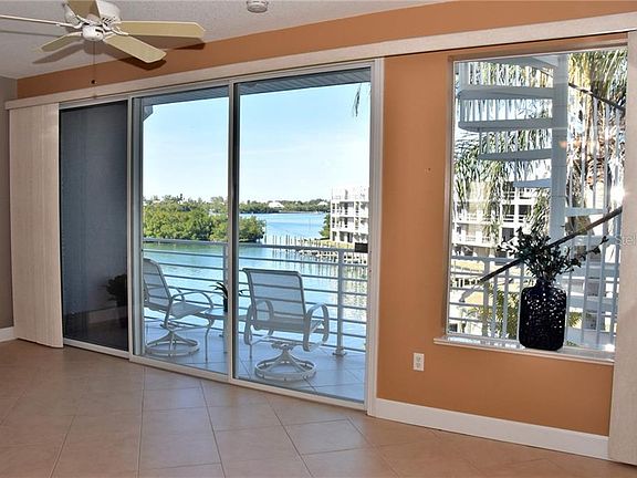 5th image of 8284 Harborside Cir