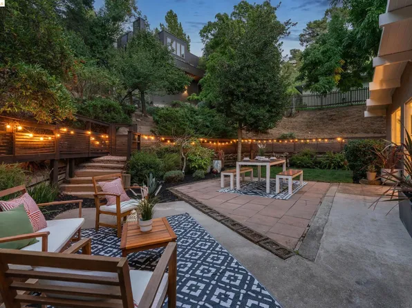 6228 Elderberry Dr, Oakland, CA 94611