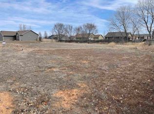 Lots Lots 15 & 16 Block 3 Chisholm Ridge Addition, Clearwater, KS 67026