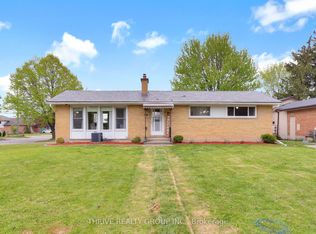 1 Goldwick Cres, London, ON N5V 2K9