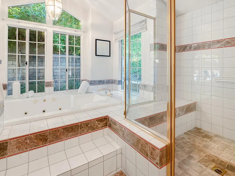 3508 Adamsville Ave — Photo 9
