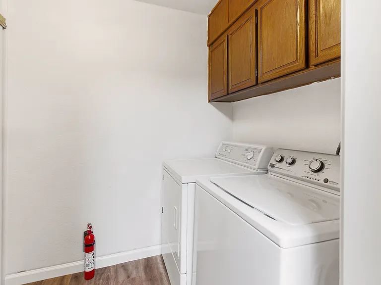 58 E Poplar Ave #5 — Photo 11