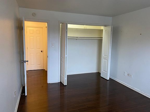 3rd image of 18361 Glen Oak Ave #G2b