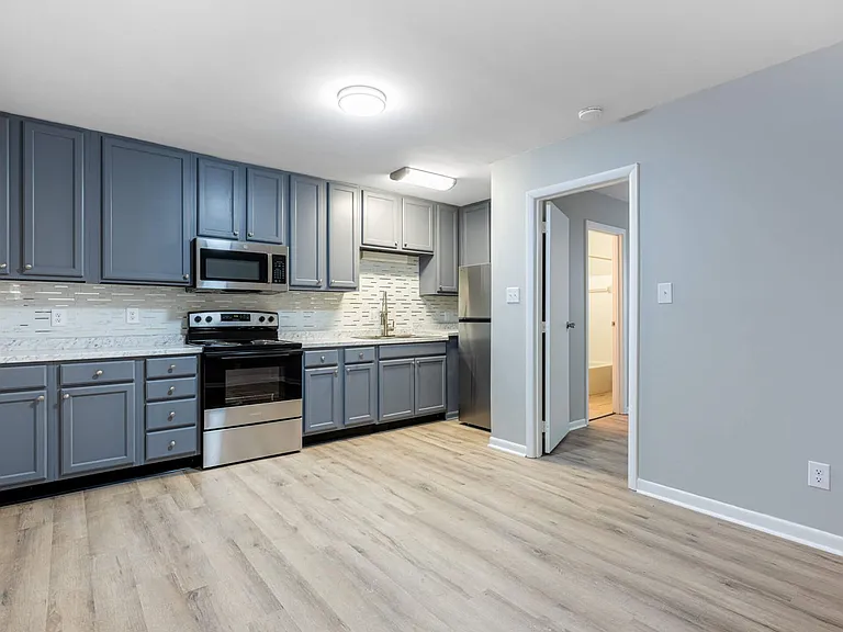 314 - 322 Kenbrook Drive — Photo 8