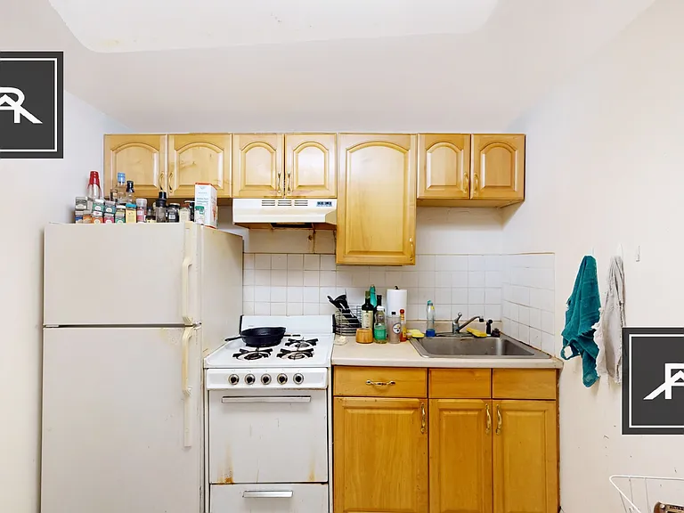 1063 Beacon St #BR — Photo 6
