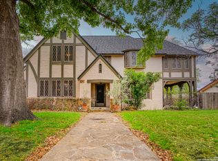 211 Mary Louise Dr, San Antonio, TX 78201